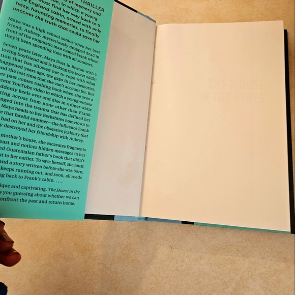 The House In The Pines a novel-Ana Reyes - Picture 2 of 2